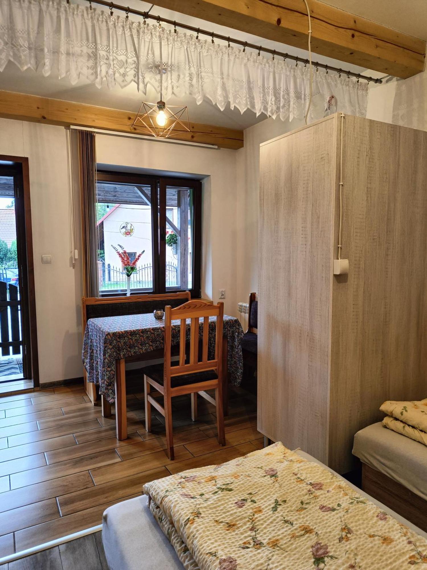 Ferienwohnung Pod Modrzewiami Milówka Exterior foto