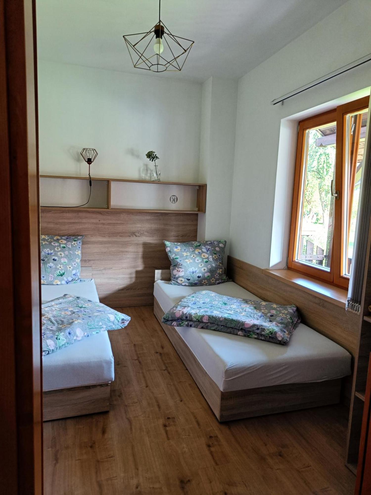 Ferienwohnung Pod Modrzewiami Milówka Exterior foto